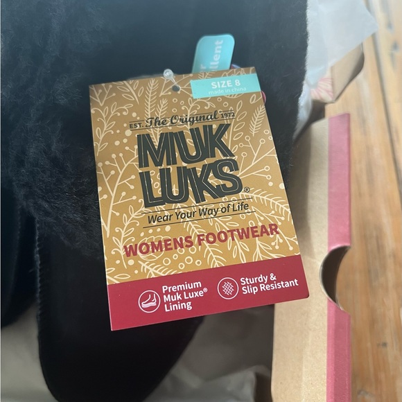 Muk Luks NIB women’s size 8 black - Picture 15 of 16